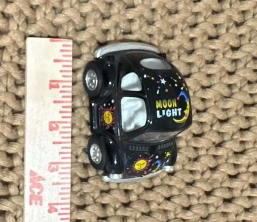 KinSmart Volkswagen VW Beetle Toy Car Black Moon Light Sun Stars Pull Back